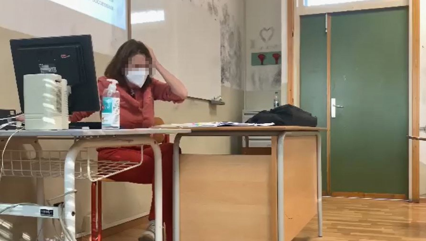 ROVIGO: DOCENTE DENUNCIA GLI ALUNNI PER AVERLA FILMATA DURANTE LA LEZIONE